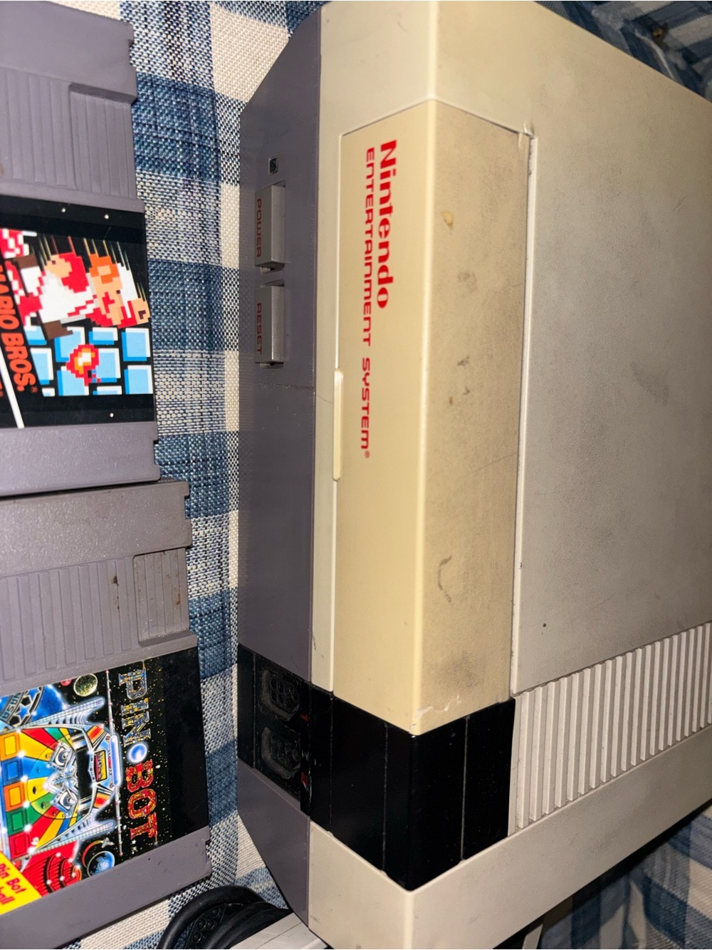 Original Nintendo NES console bundle - Picture 3 of 10